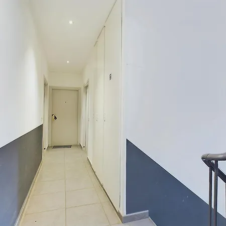 Centre Serbes * 칸느