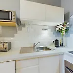 Apartment Centre Serbes *