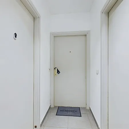 Centre Serbes Lägenhet