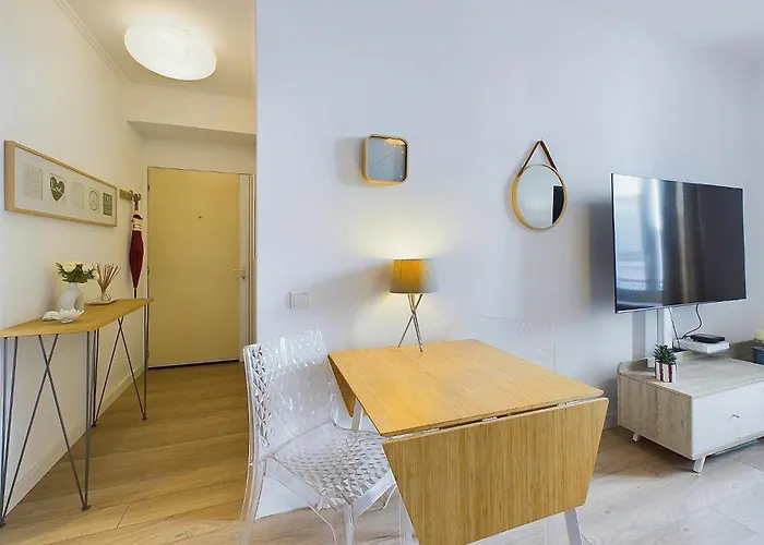 Centre Serbes * كان