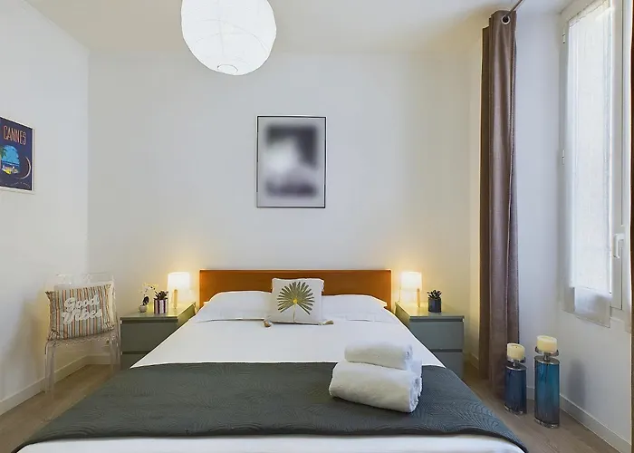 Centre Serbes شقة